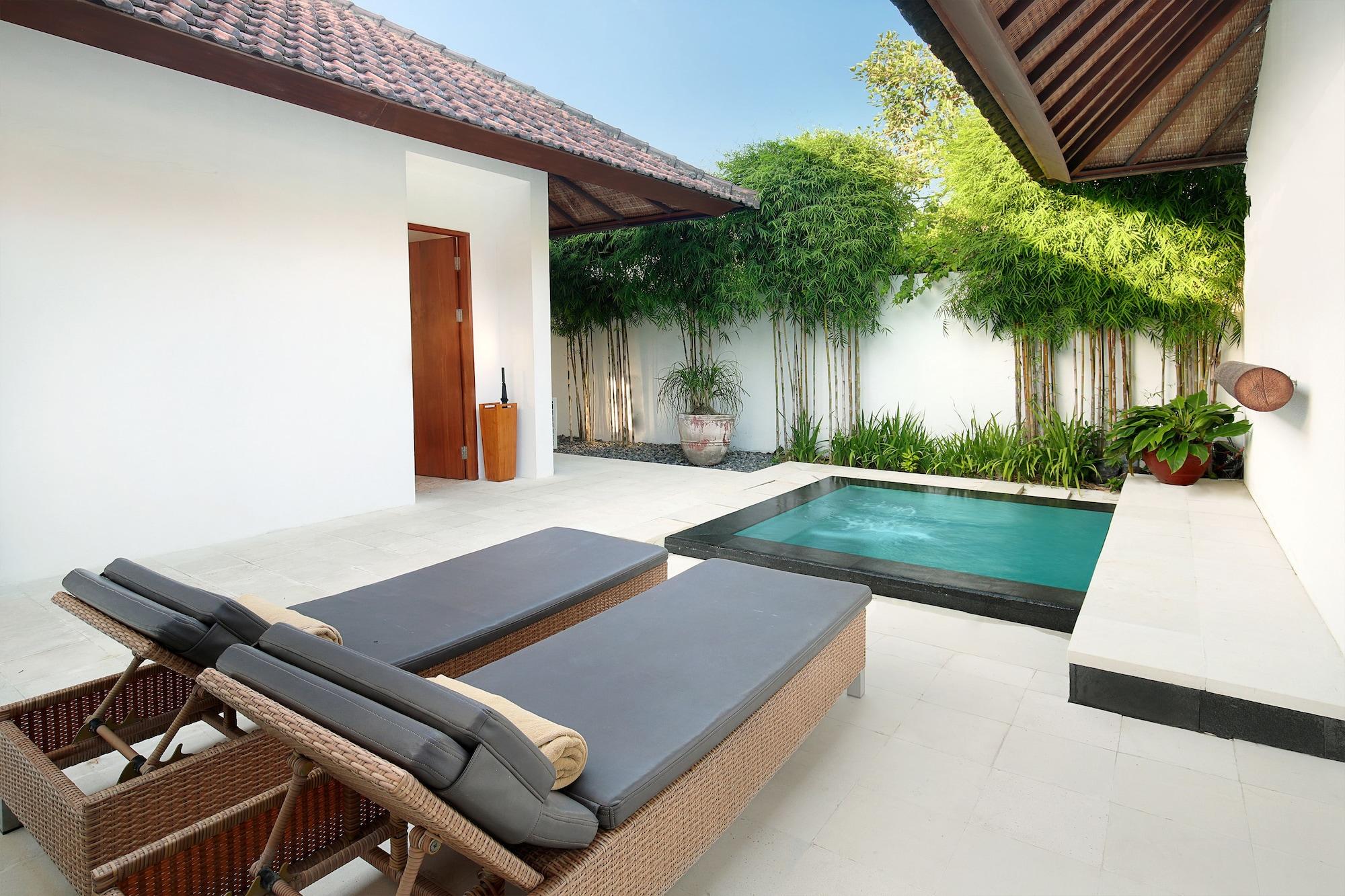 Uma Sapna Villa Seminyak  Exterior photo